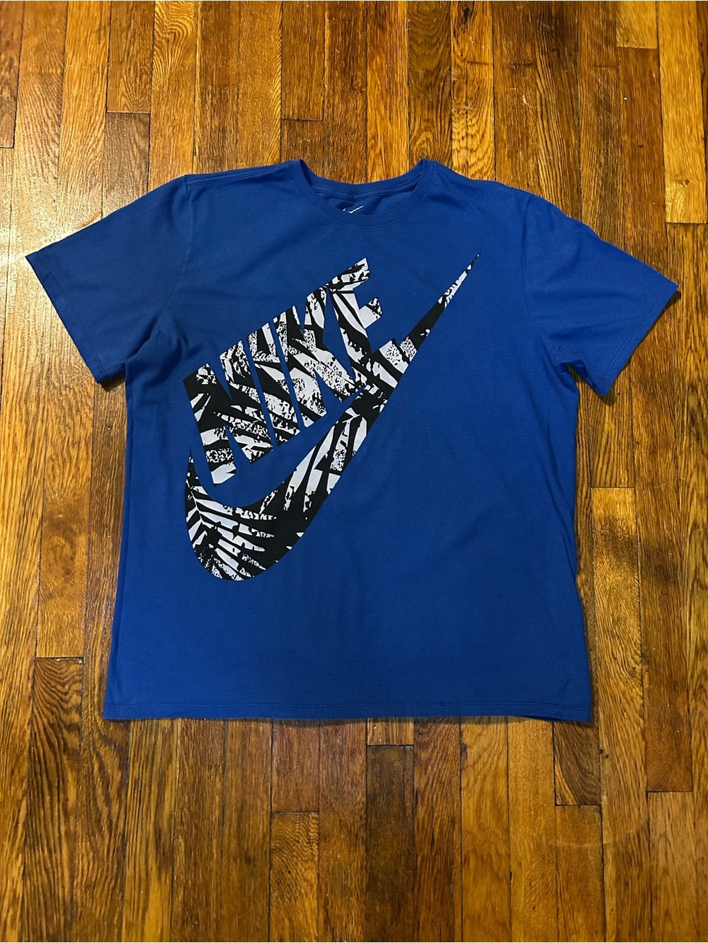 Nike Men's Sportswear Icon Futura Tropical Tee Game Royal size XL